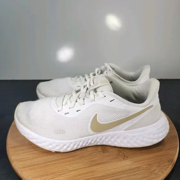 Women's Nike Revolution 5 Sz 9.5 010861 White Mesh Running Walking Sneakers - Picture 8 of 12